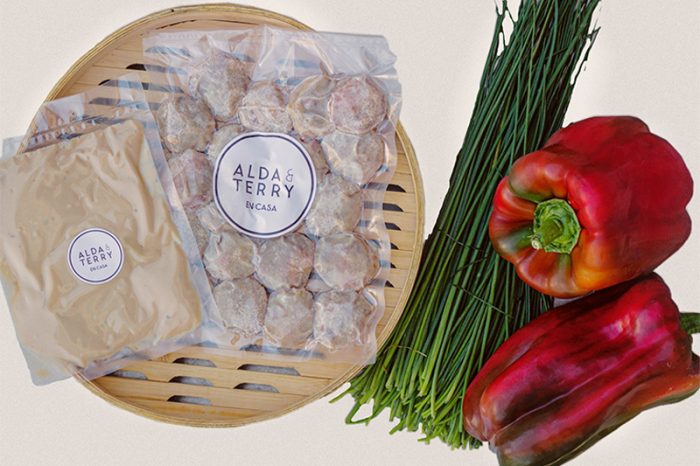 Mini Cordon Bleu con Salsa de Queso